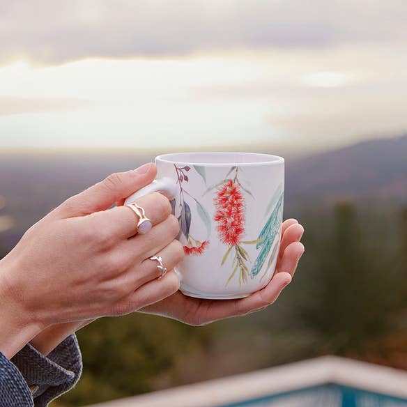 https://s3-ap-southeast-2.amazonaws.com/fusionfactory.commerceconnect.bbnt.production/pim_media/000/167/126/AUS_LS_Dining-Bushland_Barker_Mug_SI.jpg?1722924164