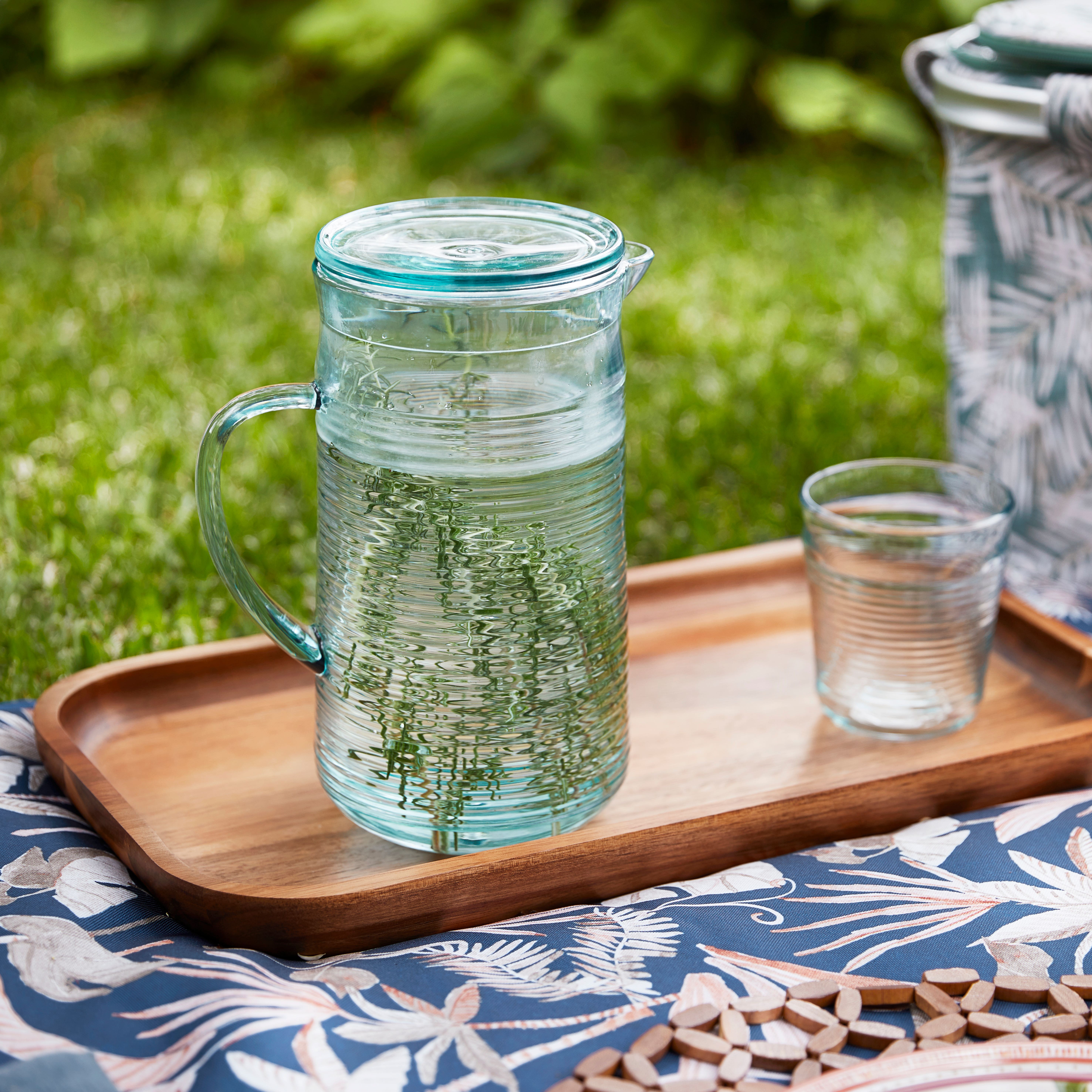 https://s3-ap-southeast-2.amazonaws.com/fusionfactory.commerceconnect.bbnt.production/pim_media/000/158/674/BBNT-Outdoor-LS-Picnic-Summer-2020-21-Detail-4.jpg?1705376648