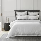 https://s3-ap-southeast-2.amazonaws.com/fusionfactory.commerceconnect.bbnt.production/pim_media/000/165/531/B_B_S24-25_Bedlinen_BOP_Winchester_QQC_V2_SI.jpg?1719979794