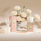 https://s3-ap-southeast-2.amazonaws.com/fusionfactory.commerceconnect.bbnt.production/pim_media/000/202/885/B_B_S25-26_Lumiere_Candle-Diffuser_Gardenia___Jasmine_26478_LS_SI.jpg?1760416955