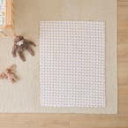 https://s3-ap-southeast-2.amazonaws.com/fusionfactory.commerceconnect.bbnt.production/pim_media/000/193/912/Baby_Finch_W25_BOP_Jungle_Friends_Play_Mat-Comforter_Play_Mat_RV_SI.jpg?1744869820