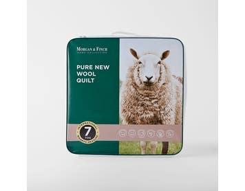 https://s3-ap-southeast-2.amazonaws.com/fusionfactory.commerceconnect.bbnt.production/pim_media/000/162/138/Bed-Style-Guide_Pure-Wool-Quilt_FRNT_SI.jpg?1710992235