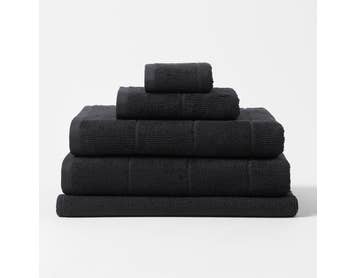 https://s3-ap-southeast-2.amazonaws.com/fusionfactory.commerceconnect.bbnt.production/pim_media/000/113/688/CH-Tasman-Towels-Black-214526-R.jpg?1617665604