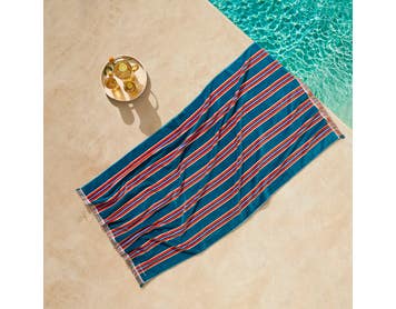 https://s3-ap-southeast-2.amazonaws.com/fusionfactory.commerceconnect.bbnt.production/pim_media/000/198/416/CH_S25-26_LS_Outdoor_Beach_Towels_Calabria_26482501_SI.jpg?1753754723