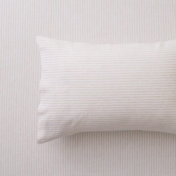 https://s3-ap-southeast-2.amazonaws.com/fusionfactory.commerceconnect.bbnt.production/pim_media/000/197/584/CH_S25-26_Sheet_Sets_Hayes-Natural_SS_Detail_SI.jpg?1752547505