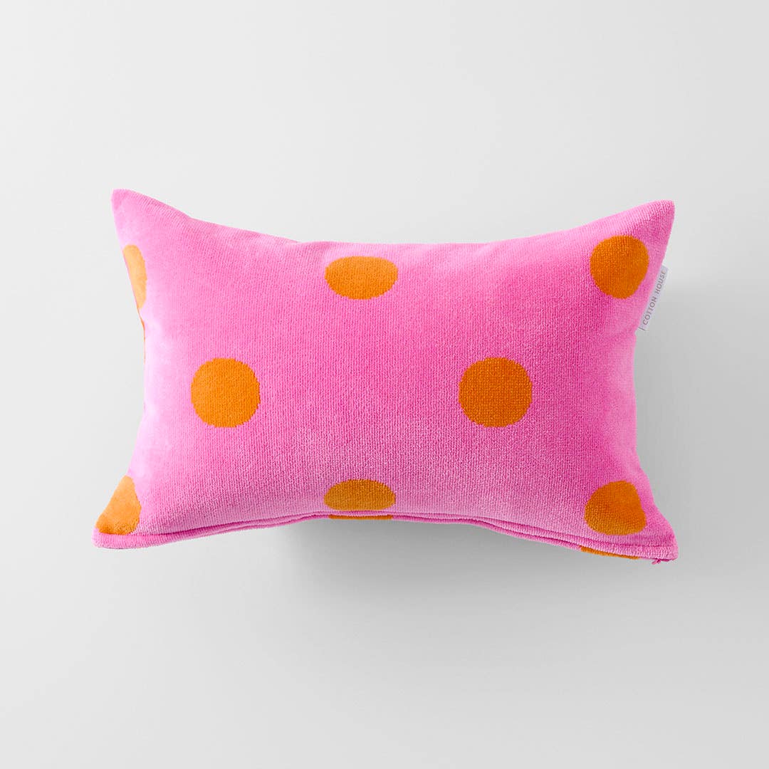 https://s3-ap-southeast-2.amazonaws.com/fusionfactory.commerceconnect.bbnt.production/pim_media/000/221/677/CH_S26-27_Lilli-Beach-Pillow_Pink-Orange_27288901_SI.jpg?1788764059