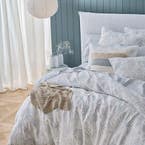 https://s3-ap-southeast-2.amazonaws.com/fusionfactory.commerceconnect.bbnt.production/pim_media/000/207/081/CH_W26_Bedlinen_BOP_Livia_QQC_Merketing_SI.jpg?1768257820