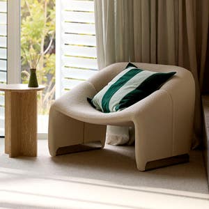 https://s3-ap-southeast-2.amazonaws.com/fusionfactory.commerceconnect.bbnt.production/pim_media/000/200/590/Cushions_Bates-V2_SI.jpg?1757046482