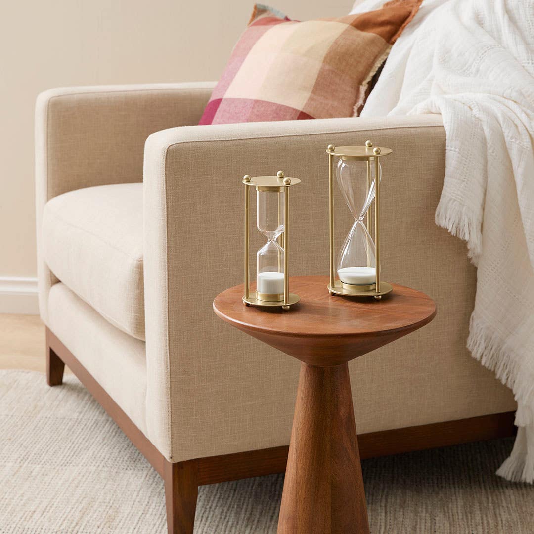 https://s3-ap-southeast-2.amazonaws.com/fusionfactory.commerceconnect.bbnt.production/pim_media/000/174/884/E-Comm_S24-25_Summer_LS_Studio-Misc-Standing_Dover_Sand_Timers_SI.jpg?1730254547