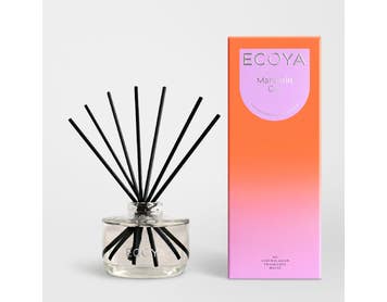 https://s3-ap-southeast-2.amazonaws.com/fusionfactory.commerceconnect.bbnt.production/pim_media/000/166/227/ECOYA_Reed_Diffuser_Mandarin_Gin_17593909.jpg?1721703187