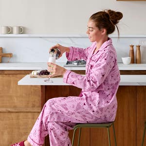 https://s3-ap-southeast-2.amazonaws.com/fusionfactory.commerceconnect.bbnt.production/pim_media/000/210/330/Girls_Night_Flannelette_Pyjamas.jpg?1772067137
