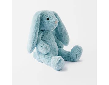 https://s3-ap-southeast-2.amazonaws.com/fusionfactory.commerceconnect.bbnt.production/pim_media/000/166/758/LF_Bobbie-Plush-Bunny-LRG_Light-Blue_25822602_SI.jpg?1721959520