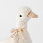 https://s3-ap-southeast-2.amazonaws.com/fusionfactory.commerceconnect.bbnt.production/pim_media/000/185/550/LF_Lucy-Goose-Soft-Toy_Cream_26182301_Detail_SI.jpg?1735526631