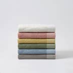 https://s3-ap-southeast-2.amazonaws.com/fusionfactory.commerceconnect.bbnt.production/pim_media/000/058/677/M_F-Kinsley-Towels-W20-206843-R.jpg?1588550892