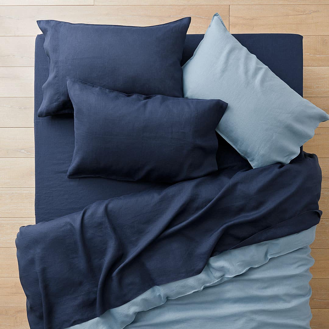 Calvin klein double stitch sateen sheets hotsell