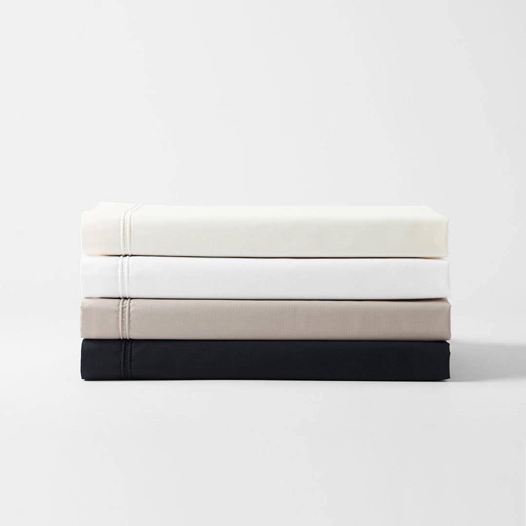 https://s3-ap-southeast-2.amazonaws.com/fusionfactory.commerceconnect.bbnt.production/pim_media/000/121/443/M_F-Perfects-European-Pillowcase-W21-117356-R.jpg?1620629024