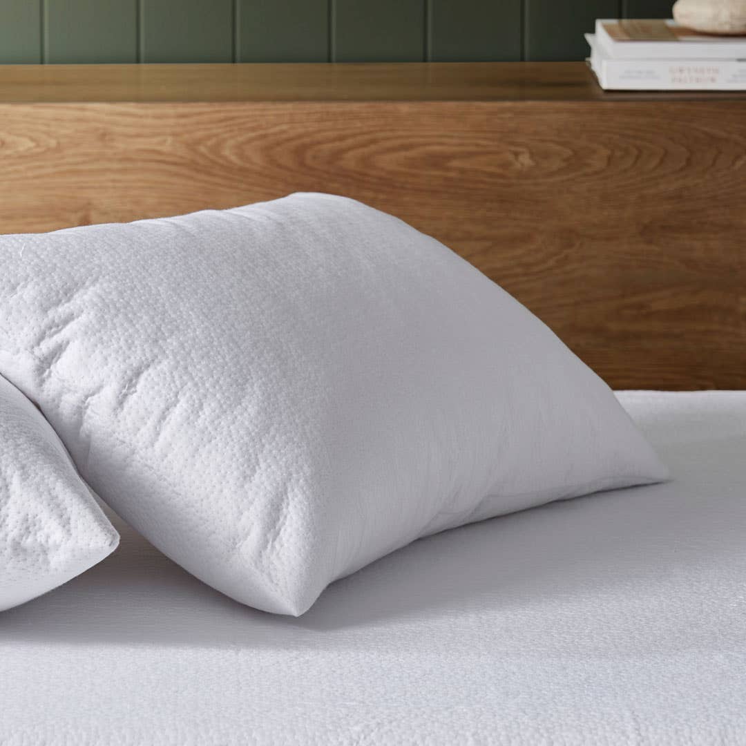 https://s3-ap-southeast-2.amazonaws.com/fusionfactory.commerceconnect.bbnt.production/pim_media/000/059/033/M_F-Waterproof-Bamboo-Pillow-Protector-20987001-Detail-1.jpg?1588569613