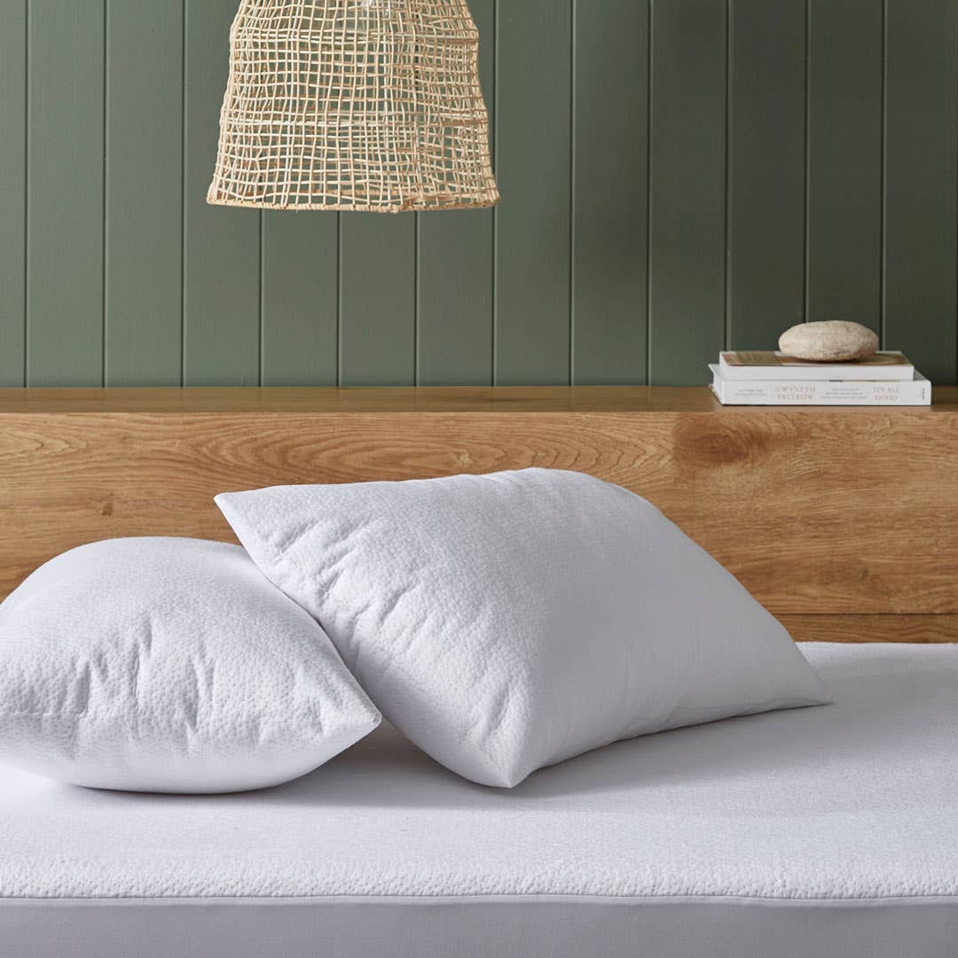 https://s3-ap-southeast-2.amazonaws.com/fusionfactory.commerceconnect.bbnt.production/pim_media/000/054/370/M_F-Waterproof-Bamboo-Pillow-Protector-20987001.jpg?1583966467