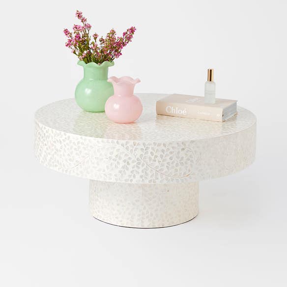 https://s3-ap-southeast-2.amazonaws.com/fusionfactory.commerceconnect.bbnt.production/pim_media/000/180/130/M_F_Alice-Inlay-Coffee-Table_Ivory_26045601_ALT_SI.jpg?1733802661