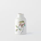 https://s3-ap-southeast-2.amazonaws.com/fusionfactory.commerceconnect.bbnt.production/pim_media/000/191/270/M_F_Autumn-Leaf-Ceramic-Vase-Med_White_26133701_SI.jpg?1742535327