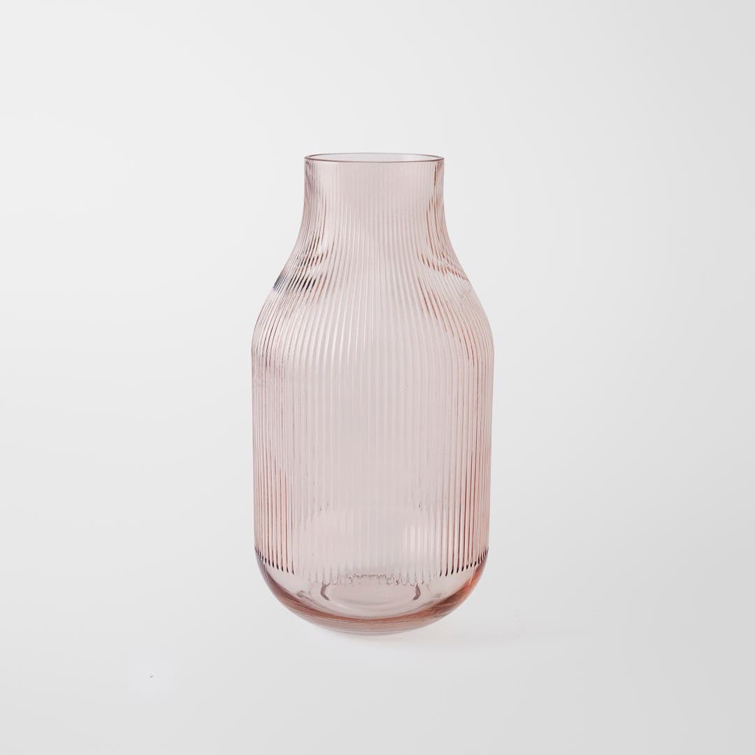 https://s3-ap-southeast-2.amazonaws.com/fusionfactory.commerceconnect.bbnt.production/pim_media/000/152/133/M_F_Bennett_Ribbed_Glass_Vase_Lrg_Pink_22936901_SI.jpg?1690849738
