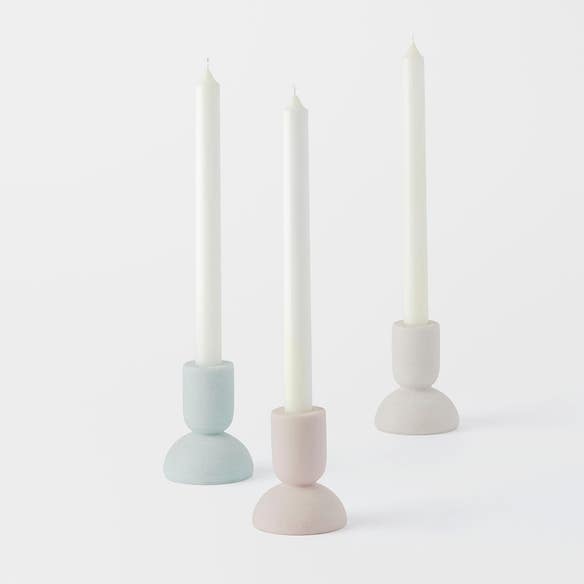 https://s3-ap-southeast-2.amazonaws.com/fusionfactory.commerceconnect.bbnt.production/pim_media/000/180/150/M_F_Bisou-Candle-Holder_26150_R_SI.jpg?1733803965