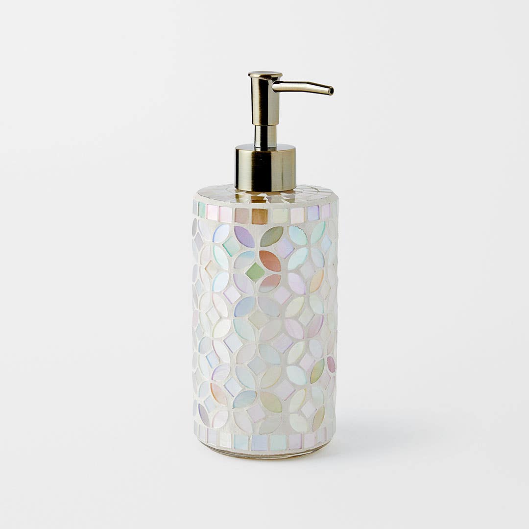 https://s3-ap-southeast-2.amazonaws.com/fusionfactory.commerceconnect.bbnt.production/pim_media/000/168/202/M_F_Celeste-Soap-Dispenser_Mosaic-Burnished-gold_25865201_SI.jpg?1724390980