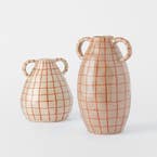 https://s3-ap-southeast-2.amazonaws.com/fusionfactory.commerceconnect.bbnt.production/pim_media/000/176/161/M_F_Check-Ceramic-Vase_Clay-Red_26113_R_SI.jpg?1731979759