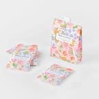https://s3-ap-southeast-2.amazonaws.com/fusionfactory.commerceconnect.bbnt.production/pim_media/000/191/242/M_F_Cleo-Boxed-Sachet-S4_Fresh-Daisy_26108101_SI.jpg?1742533842