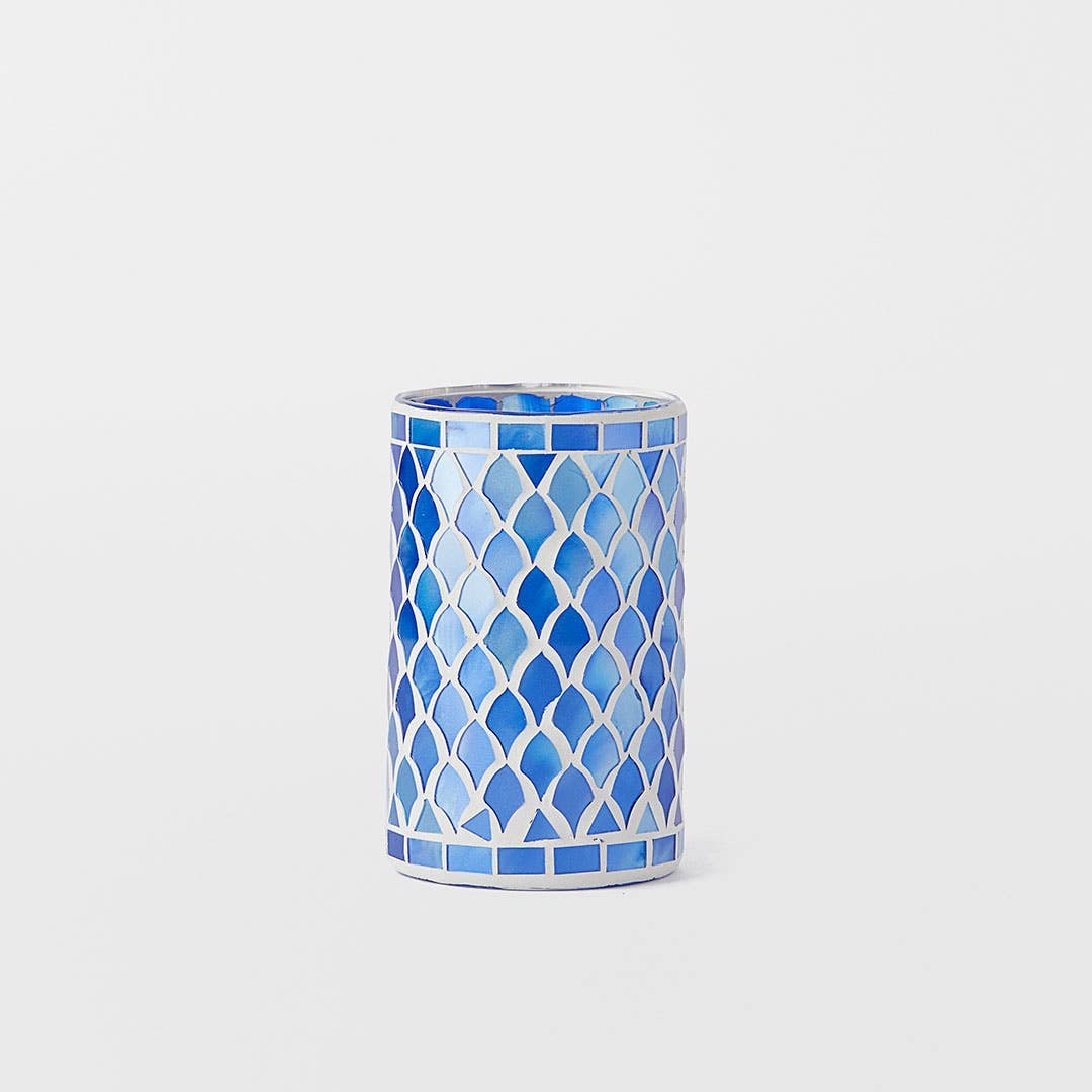 https://s3-ap-southeast-2.amazonaws.com/fusionfactory.commerceconnect.bbnt.production/pim_media/000/169/006/M_F_Deep-Blue-Mosaic-Candle-Holder-Lrg_Dark-Blue_25881801_SI.jpg?1725337694