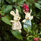https://s3-ap-southeast-2.amazonaws.com/fusionfactory.commerceconnect.bbnt.production/pim_media/000/156/867/M_F_Easter-24_LS_Hanging-Dec_Mini-Furry-Bunny-Gingham-Overalls_SI.jpg?1701912132