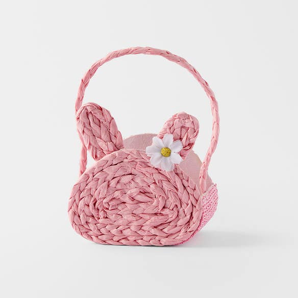 https://s3-ap-southeast-2.amazonaws.com/fusionfactory.commerceconnect.bbnt.production/pim_media/000/204/594/M_F_Easter26_T1-Bunny-Basket-w-Flower_Pink_26594701_SI.jpg?1763946631