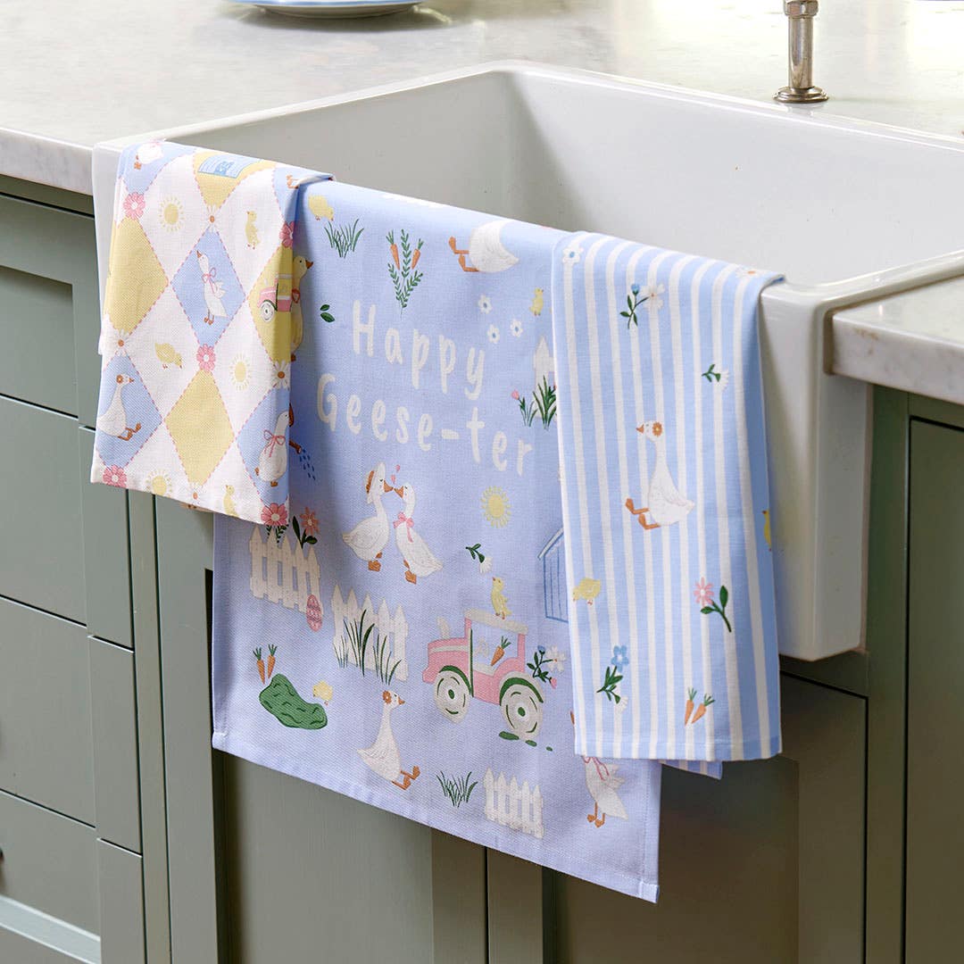 https://s3-ap-southeast-2.amazonaws.com/fusionfactory.commerceconnect.bbnt.production/pim_media/000/207/674/M_F_Easter_25_Location-Macedon_Tea-Towels_Happy-Geese-ter_SI.jpg?1769564103