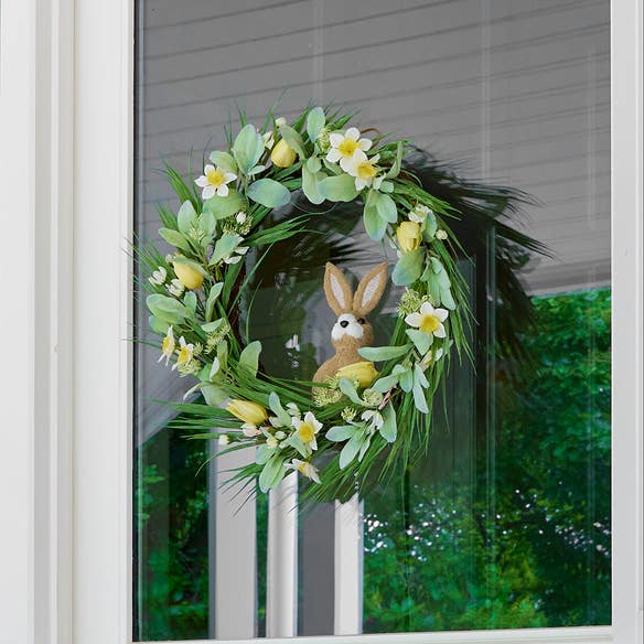 https://s3-ap-southeast-2.amazonaws.com/fusionfactory.commerceconnect.bbnt.production/pim_media/000/207/677/M_F_Easter_25_Location-Macedon_Wreath-FRNT-Door_Primrose-Bunny_SI.jpg?1769564286
