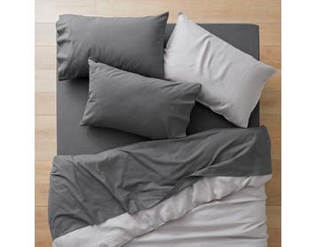 https://s3-ap-southeast-2.amazonaws.com/fusionfactory.commerceconnect.bbnt.production/pim_media/000/159/041/M_F_Flannelette_Plain-Dye_CHARCOAL.jpg?1705875637