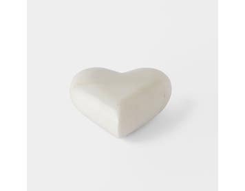 https://s3-ap-southeast-2.amazonaws.com/fusionfactory.commerceconnect.bbnt.production/pim_media/000/172/892/M_F_Heart-Ornament-Marble_White_25872701_SI.jpg?1729060207