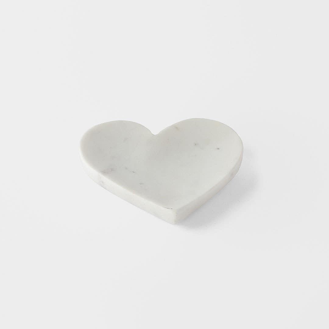 https://s3-ap-southeast-2.amazonaws.com/fusionfactory.commerceconnect.bbnt.production/pim_media/000/172/891/M_F_Heart-Trinket-Dish-Marble_White_25872601_SI.jpg?1729060169