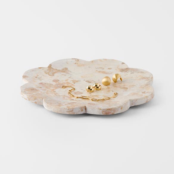 https://s3-ap-southeast-2.amazonaws.com/fusionfactory.commerceconnect.bbnt.production/pim_media/000/184/013/M_F_Issey-Marble-Plate_Leopard_26157402_V2_SI.jpg?1734664125