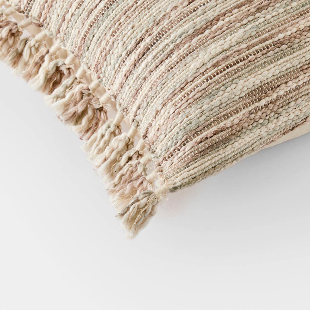 https://s3-ap-southeast-2.amazonaws.com/fusionfactory.commerceconnect.bbnt.production/pim_media/000/171/875/M_F_Jiro-Cushion_Natural_25881004_Detail_SI.jpg?1728362896