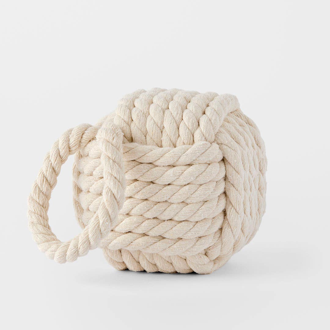 https://s3-ap-southeast-2.amazonaws.com/fusionfactory.commerceconnect.bbnt.production/pim_media/000/180/282/M_F_Knot-Doorstop_Off-White_26148901_SI.jpg?1733808171