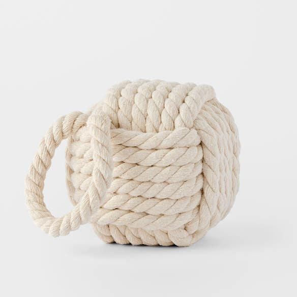 https://s3-ap-southeast-2.amazonaws.com/fusionfactory.commerceconnect.bbnt.production/pim_media/000/180/282/M_F_Knot-Doorstop_Off-White_26148901_SI.jpg?1733808171