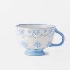 https://s3-ap-southeast-2.amazonaws.com/fusionfactory.commerceconnect.bbnt.production/pim_media/000/189/323/M_F_Lucinda-Tea-Cup_Blue-White_25778901_SI.jpg?1739423529