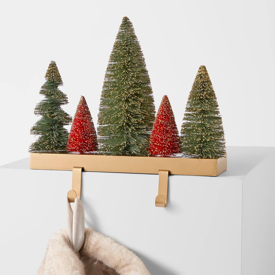 https://s3-ap-southeast-2.amazonaws.com/fusionfactory.commerceconnect.bbnt.production/pim_media/000/197/840/M_F_MR_Sisal-Tree-Double-Stocking-Hanger_26283801_V2_SI.jpg?1752812410
