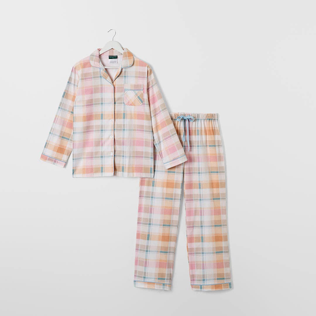 https://s3-ap-southeast-2.amazonaws.com/fusionfactory.commerceconnect.bbnt.production/pim_media/000/190/319/M_F_Mara-Flannel-PJ_Small_Almond_22492601_SI.jpg?1740965064