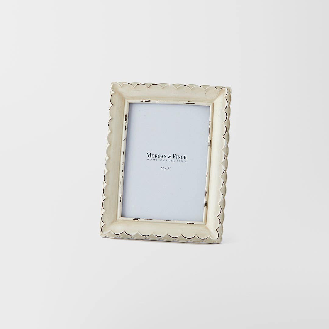 https://s3-ap-southeast-2.amazonaws.com/fusionfactory.commerceconnect.bbnt.production/pim_media/000/170/144/M_F_Nara-Frame-5x7_Off-White_25828801_SI.jpg?1726540482