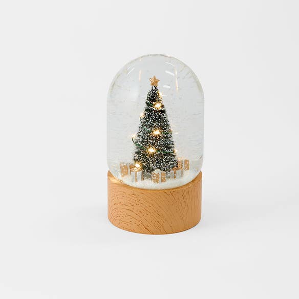 https://s3-ap-southeast-2.amazonaws.com/fusionfactory.commerceconnect.bbnt.production/pim_media/000/197/760/M_F_OP_Modern-Tree-LED-Snow-Dome_26216301_V2_SI.jpg?1752640643