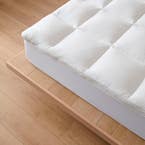 https://s3-ap-southeast-2.amazonaws.com/fusionfactory.commerceconnect.bbnt.production/pim_media/000/172/132/M_F_Online_S24-25_Bamboo_Sleep_Surface_Topper_25981401-Detail-1_SI.jpg?1728449587