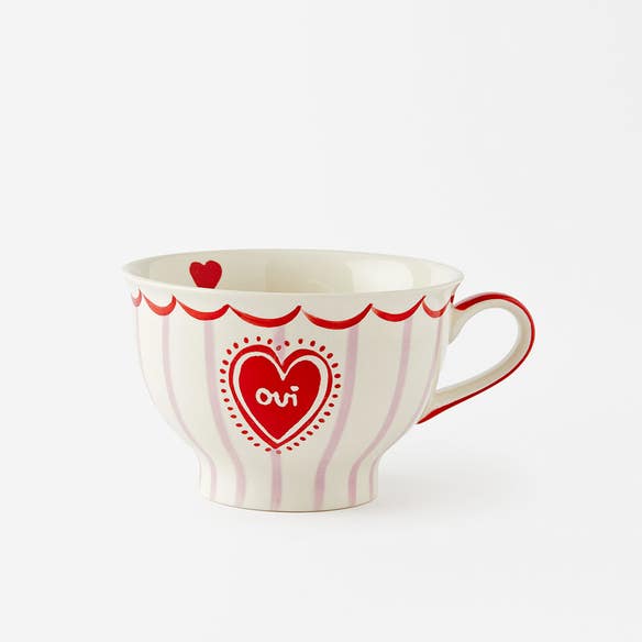 https://s3-ap-southeast-2.amazonaws.com/fusionfactory.commerceconnect.bbnt.production/pim_media/000/166/359/M_F_Oui-Pedestal-Tea-Cup_Red-Pink_25811701_SI.jpg?1721786206