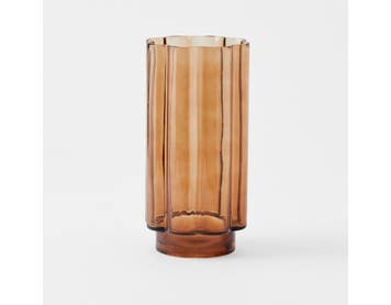 https://s3-ap-southeast-2.amazonaws.com/fusionfactory.commerceconnect.bbnt.production/pim_media/000/159/200/M_F_Pippa-Glass-Vase-Lrg_Cinnamon_23201303_SI.jpg?1705879387