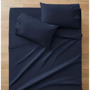 https://s3-ap-southeast-2.amazonaws.com/fusionfactory.commerceconnect.bbnt.production/pim_media/000/149/774/M_F_S23_Luxe_Midnight-Navy_SS_SI.jpg?1685424959